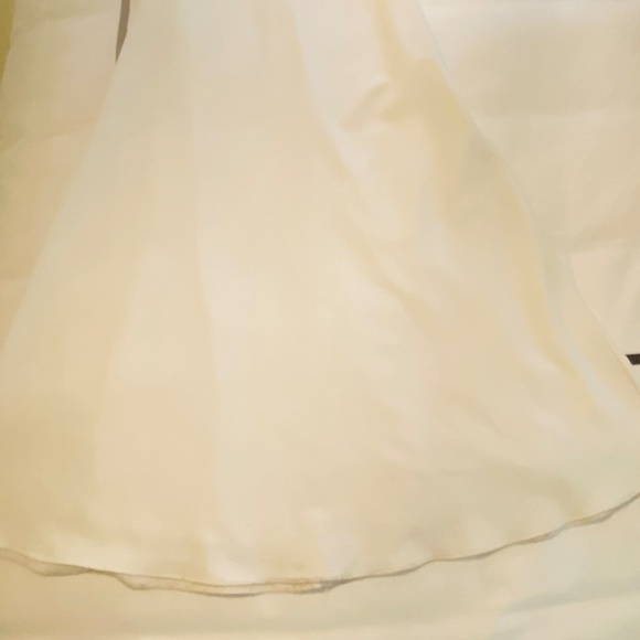 Lulu's Dress - Picture 4 of 5